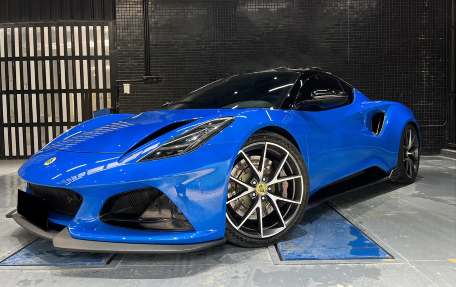 Carbon Fiber Performance Style Side Skirts - Lotus Emira