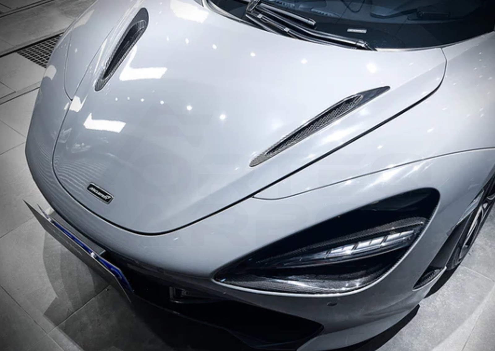 Carbon Fiber OEM Style Hood Bonnet Vents - McLaren 720S