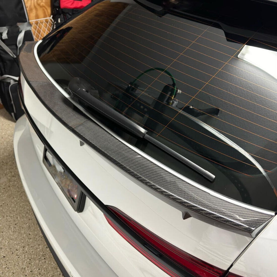 Carbon Fiber Middle Trunk Spoiler - Audi RS6 C8 Avant (2019-2023)