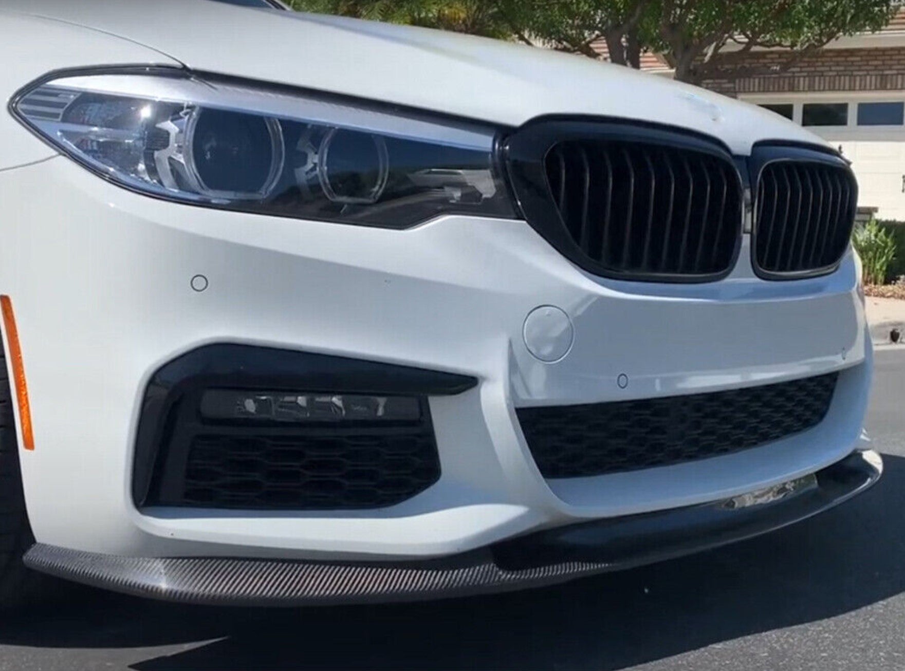 Carbon Fiber Front Lip - BMW G30 M550i LCI (2021-2023)