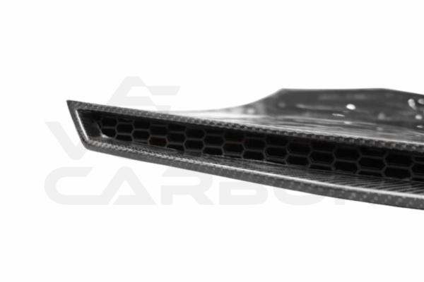 Carbon Fiber B Style Roof Scoop Vent - Lamborghini Aventador LP700 LP740 Coupe/Roadster (2011-2021)