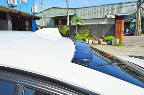 Carbon Fiber Roof Spoiler - BMW F30 / F80 M3 (2012–2018)