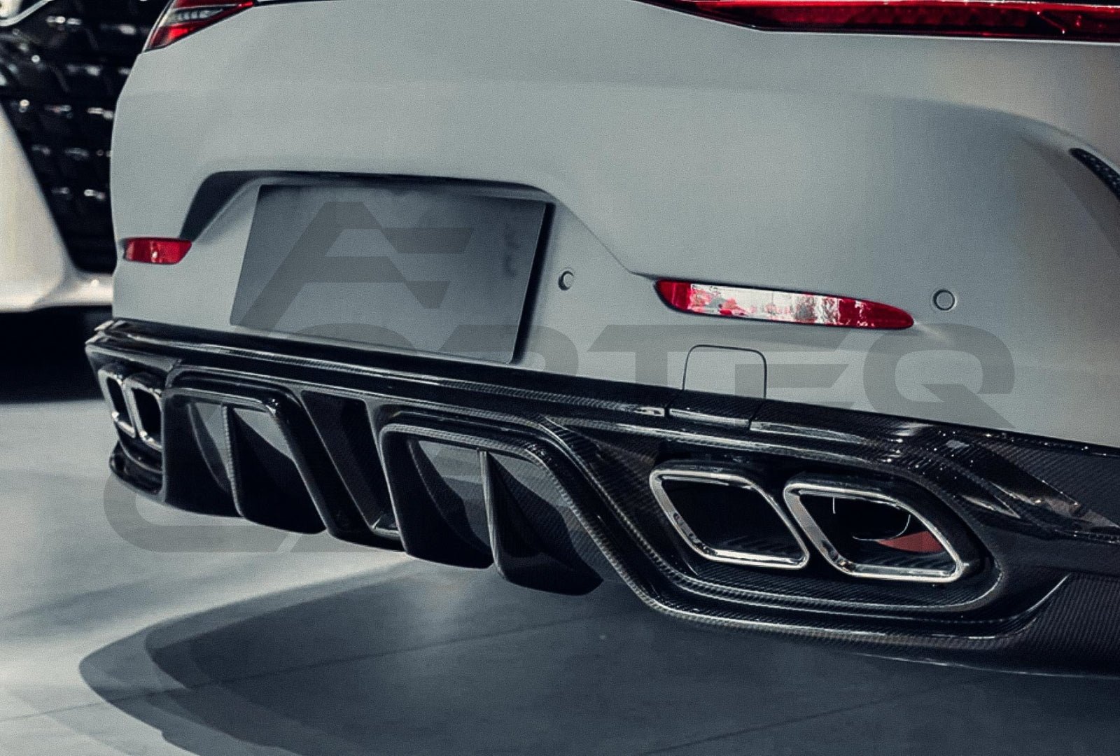 Carbon Fiber I Style Rear Diffuser w/ Reflectors & Exhaust Tips - Mercedes Benz AMG GT50 GT53 GT43 4 Door Coupe X290 (2019-2024)