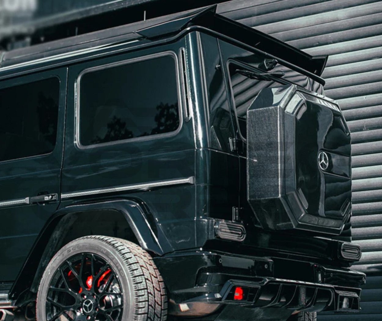 Carbon Fiber Spare Tire Full Cover Replacement - Mercedes W463 G Class Wagon (2006-2018)