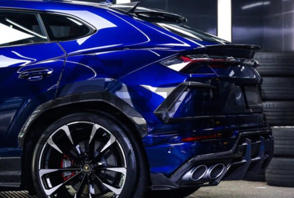 Carbon Fiber T Style Roof Spoiler - Lamborghini Urus (2018+)