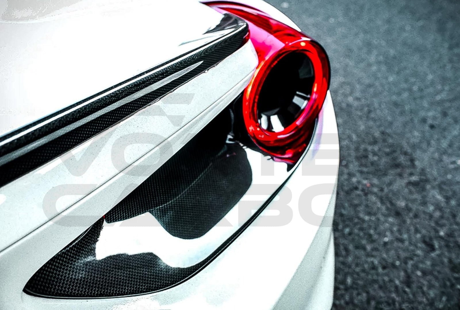 Carbon Fiber Taillight Vent Covers - Ferrari 488 GTB/Spyder (2015-2020)