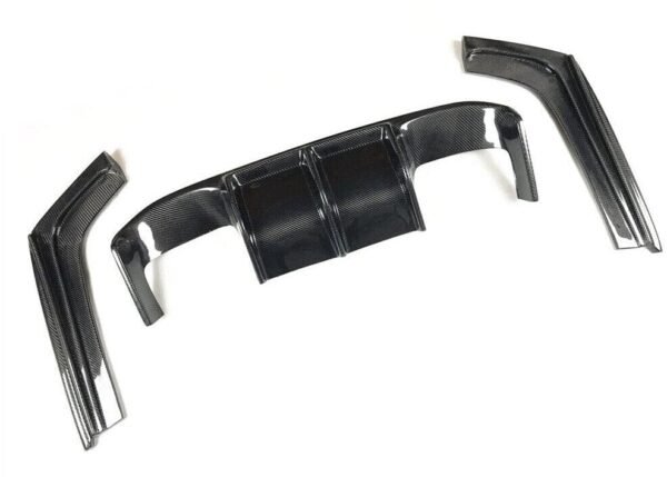 Carbon Fiber V Style Rear Diffuser (3 Pieces) - BMW F80 F82 (2015–2020)