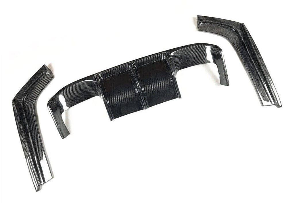 Carbon Fiber V Style Rear Diffuser (3 Pieces) - BMW F80 F82 (2015–2020)