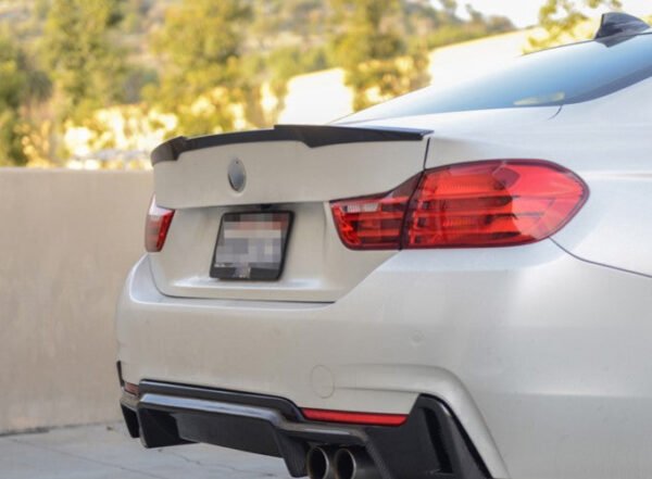Carbon Fiber Trunk Spoiler M4 Style - BMW F82 M4 (2015–2020)