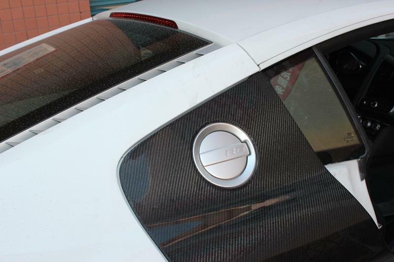 Carbon Fiber Side Panel Door Vents - Audi R8 (1st Gen) (2007-2015)