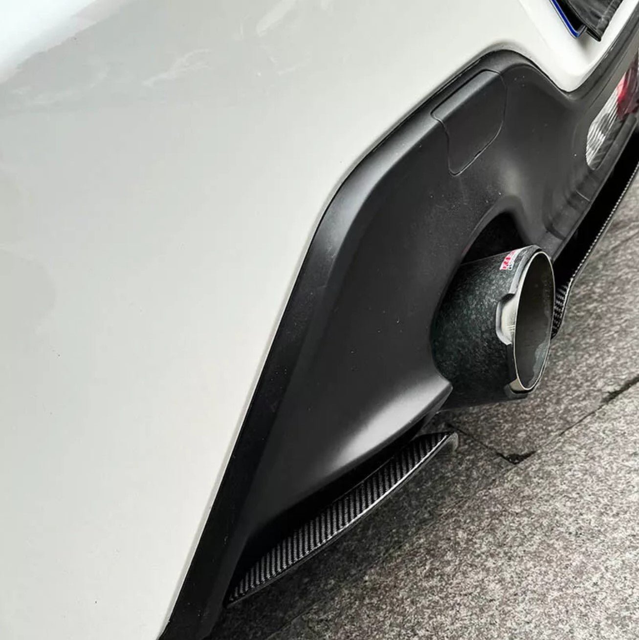 Carbon Fiber Rear Diffuser (3 Pieces) - Toyota GR86 / Subaru BRZ (ZN8/ZD8) (2021+)