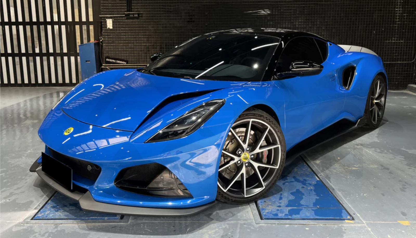 Carbon Fiber Performance Style Front Lip - Lotus Emira (2022+)