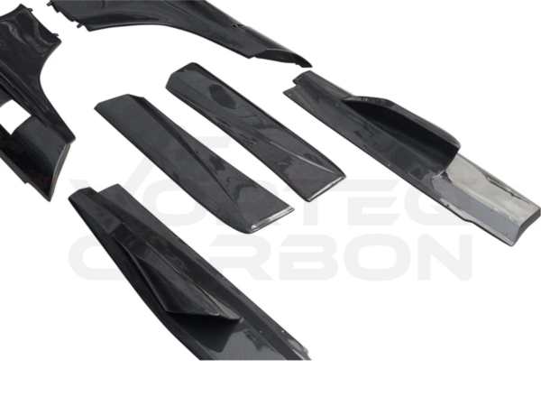 Carbon Fiber B Style Full Side Skirts - McLaren 650S (2014-2016)
