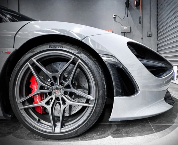 Carbon Fiber Front Bumper Side Vents - McLaren 720S (2017-2023)