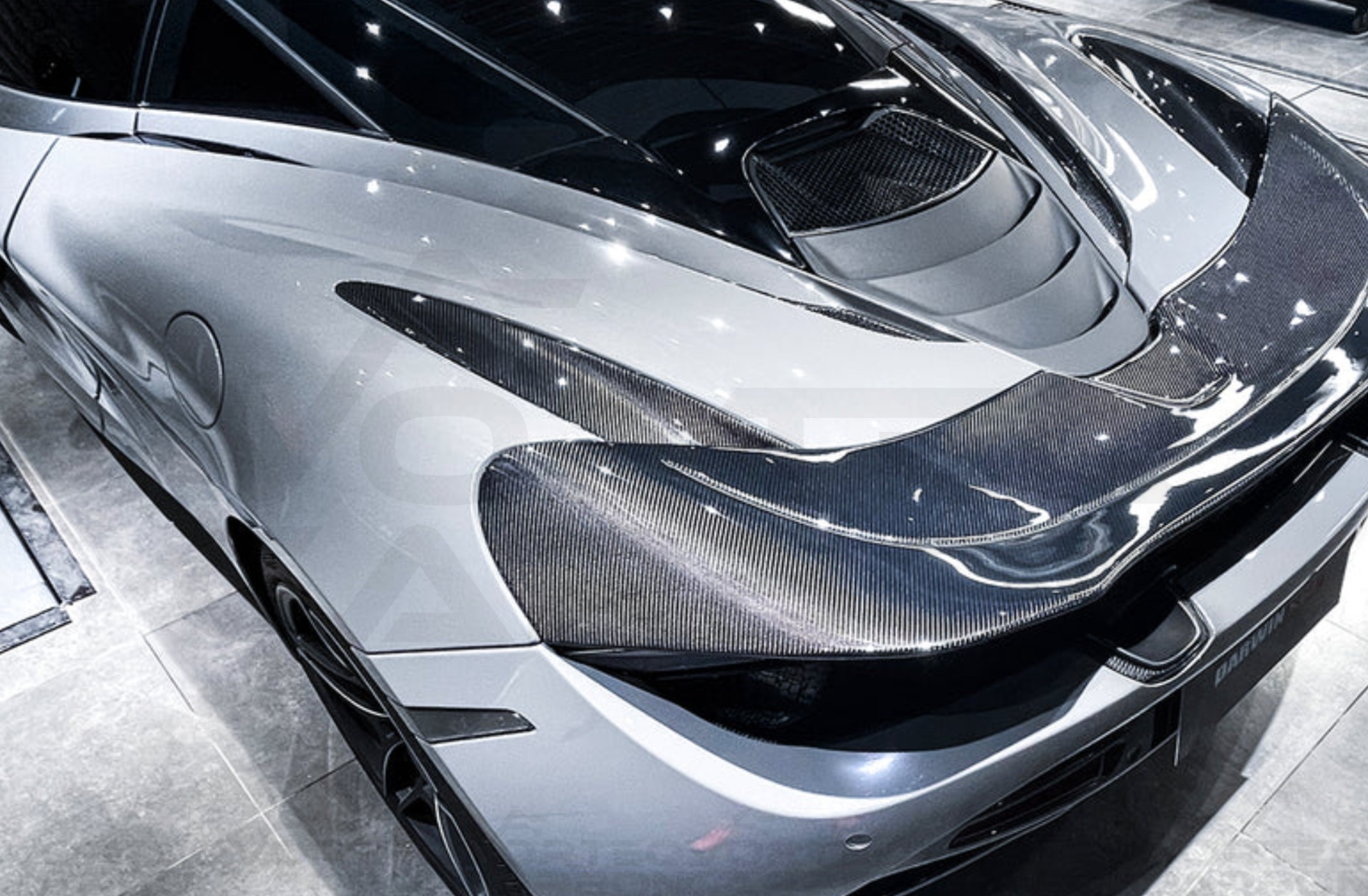 Carbon Fiber Rear Engine Intake Vents - McLaren 720S (2017-2023)