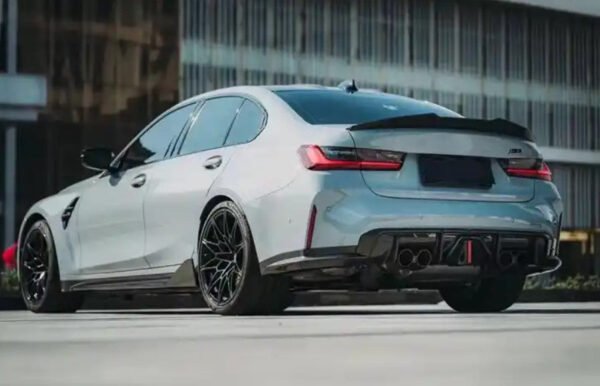 Carbon Fiber J Style LED Rear Diffuser - BMW G80 M3 / G82 M4 (2021+)