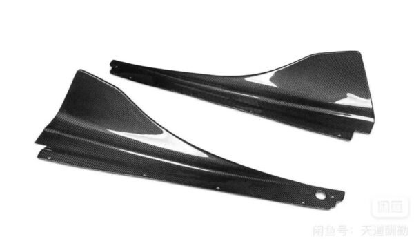 Carbon Fiber V Style Performance Side Skirts - McLaren 720S  (2017–2023)